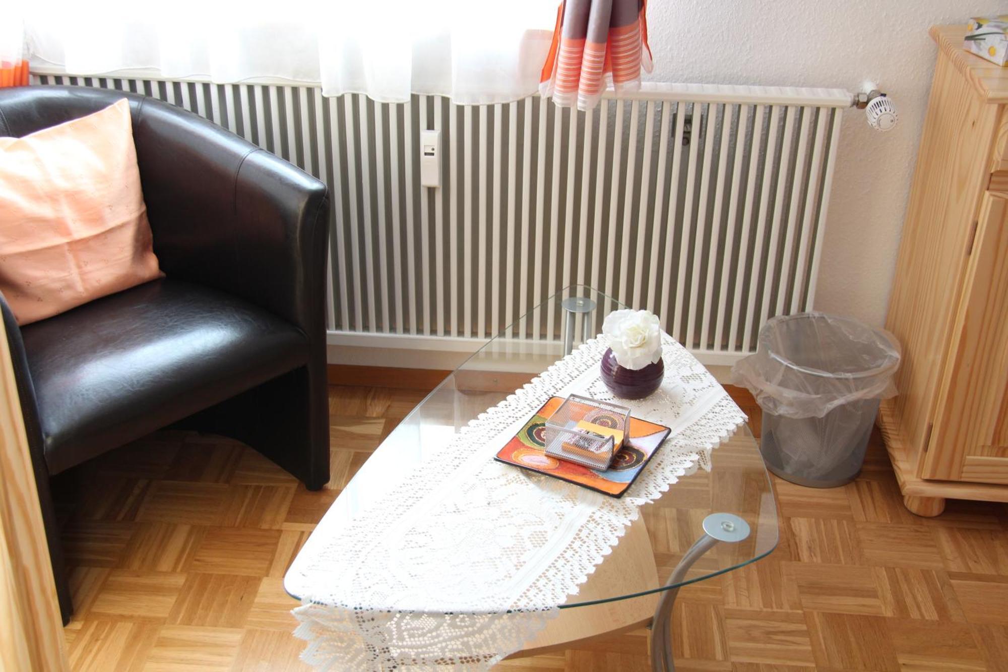 Hotel am Schloss Neuenstein Zimmer foto