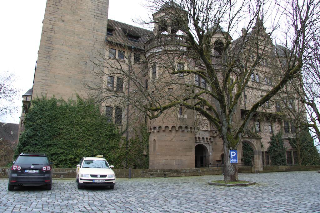 Hotel am Schloss Neuenstein Exterior foto