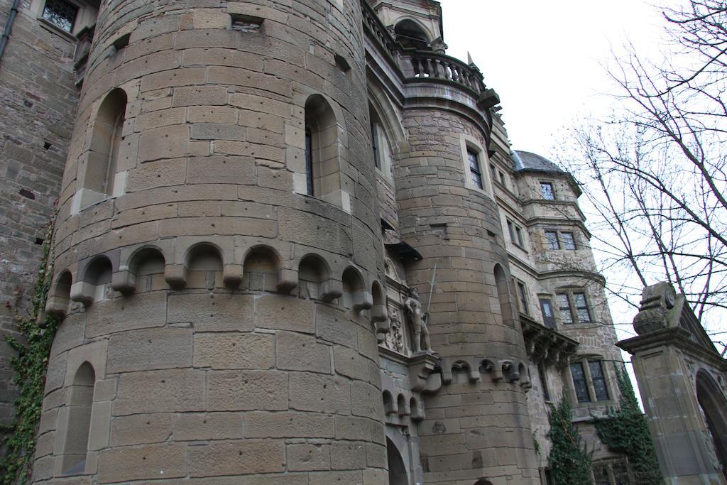 Hotel am Schloss Neuenstein Exterior foto