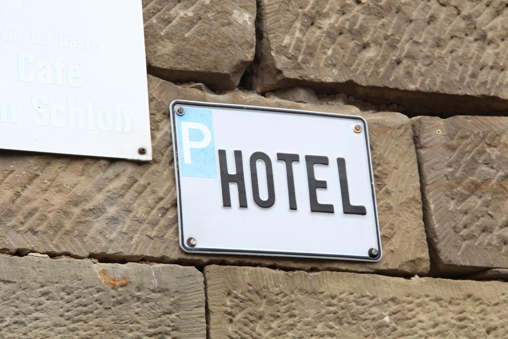 Hotel am Schloss Neuenstein Exterior foto